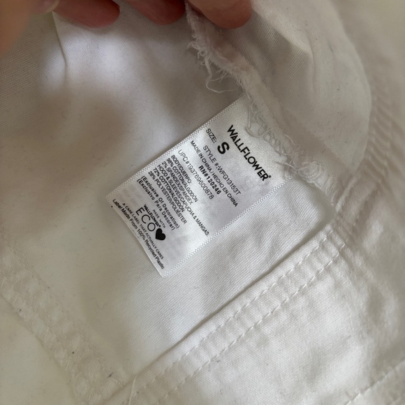 Wallflower White Denim Jacket, size small - Picture 5 of 5